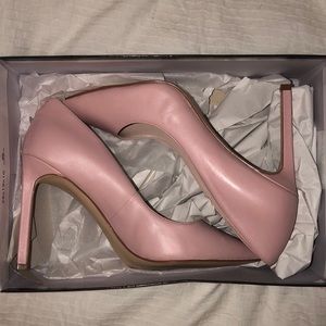 NWB Nine West Tatiana Pumps